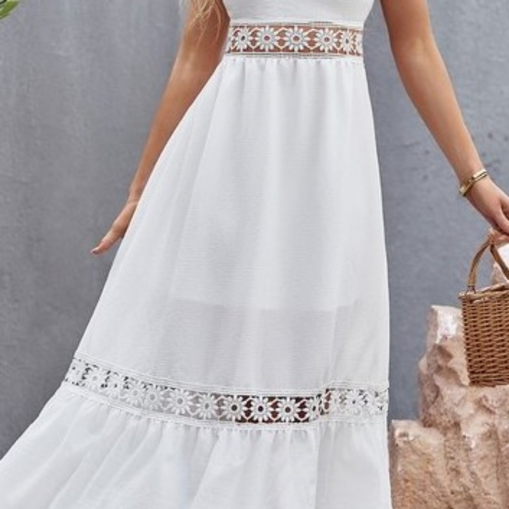 White Sleeveless Dress - Picture 2 of 3